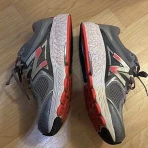 New Balance Gray and Pink Sneakers in size 9